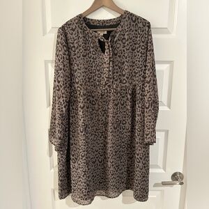 Loft Long Sleeve Leopard Print Dress Gray Black Size L